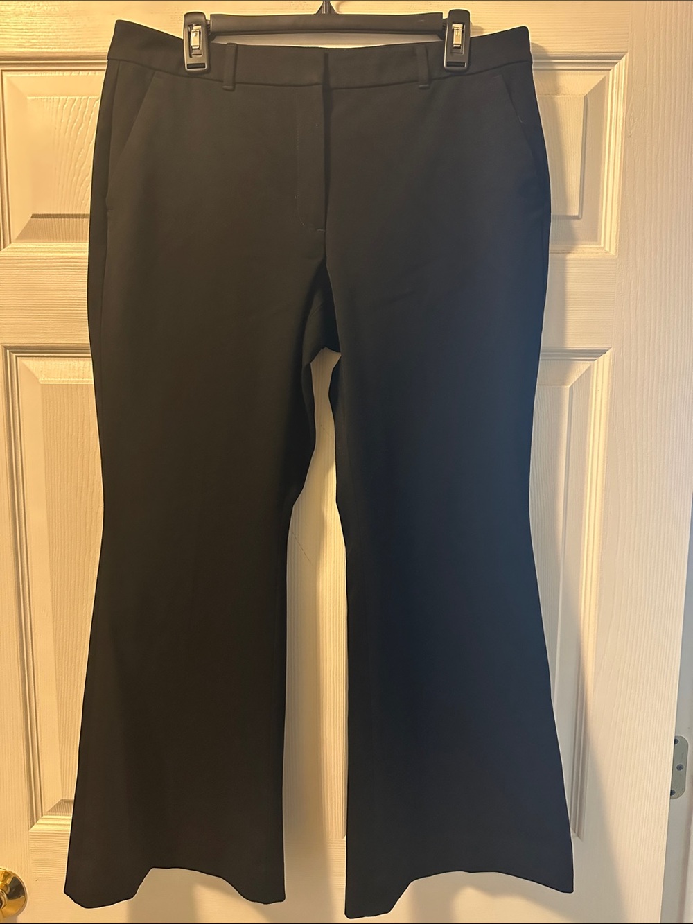 Women’s WHBM White House Black Market Black Flare Dress Pants - Size 12 Short